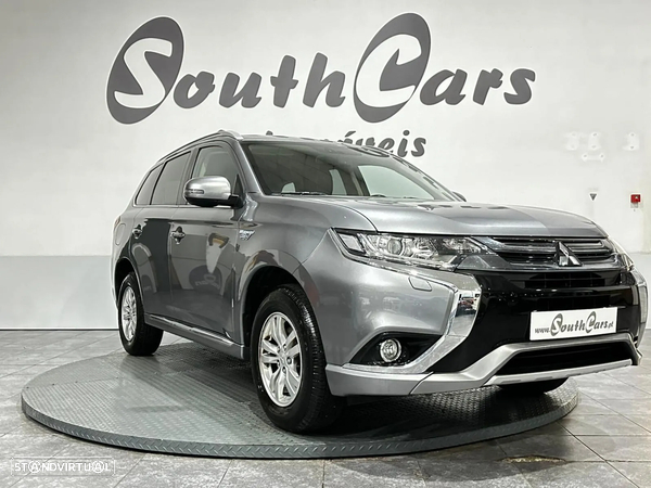 Mitsubishi Outlander 2.0 PHEV Intense Navi