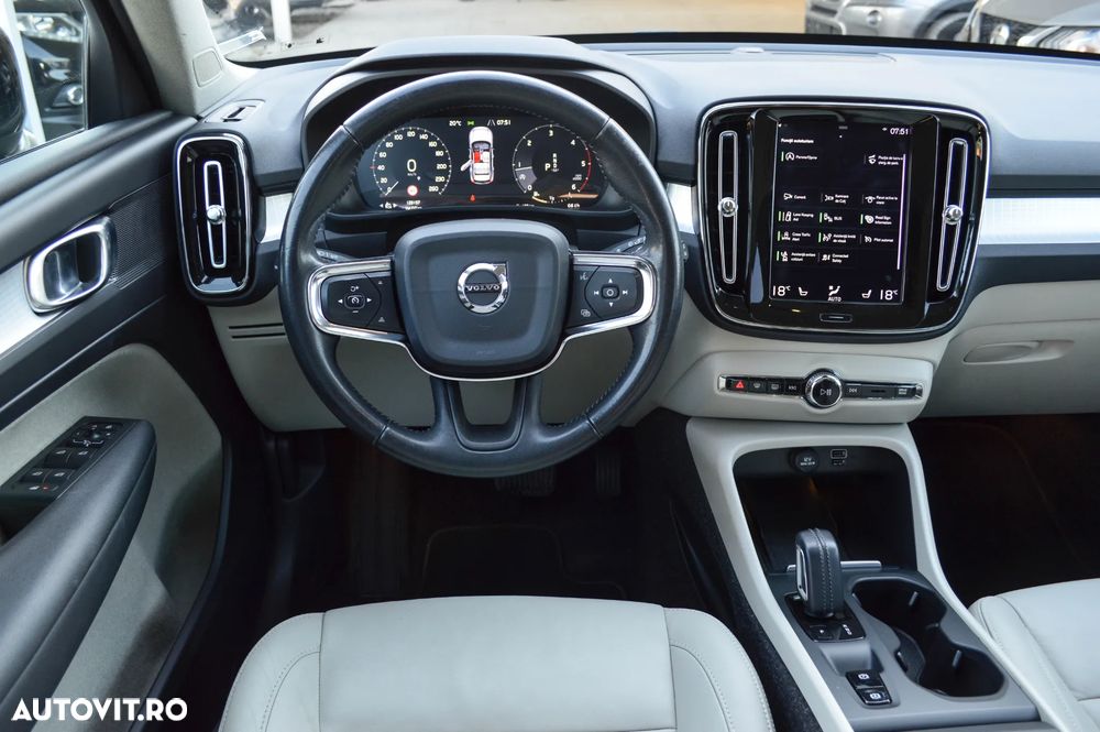 Volvo XC 40 D4 AWD Inscription - 34