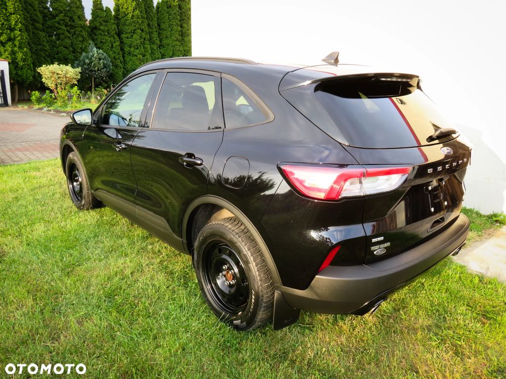 Ford Kuga - 2