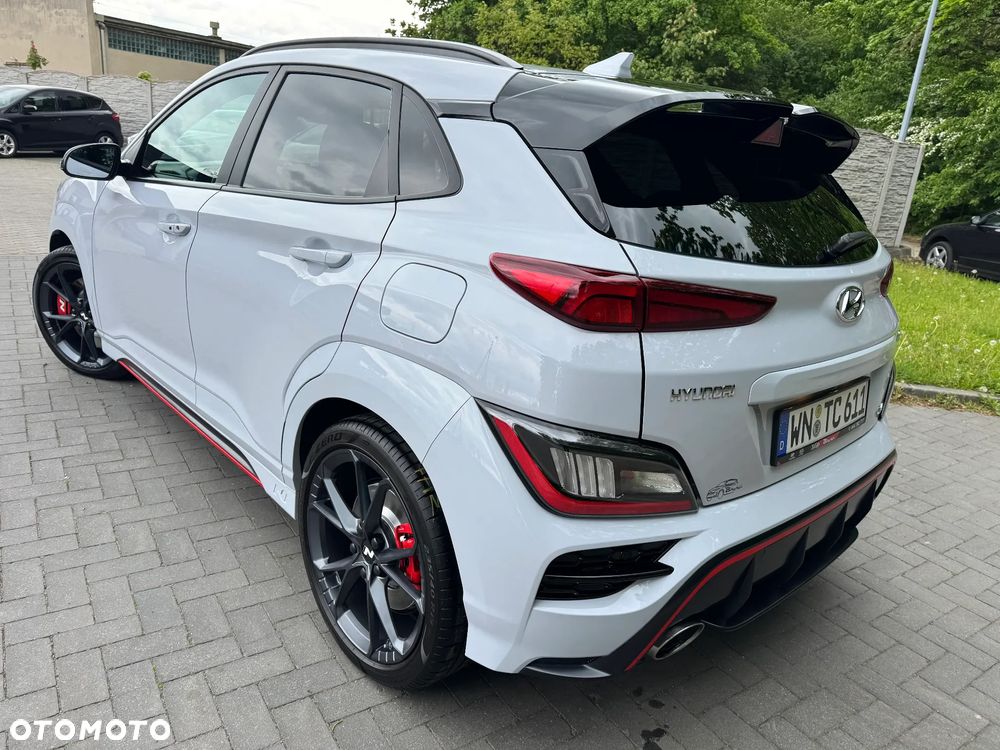 Hyundai Kona - 12