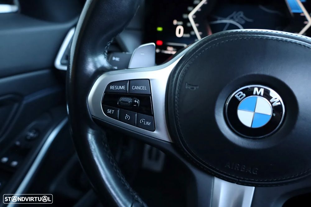 BMW 320 d Touring Pack M Auto - 19