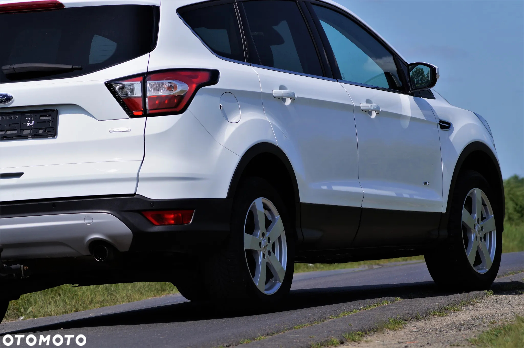 Ford Kuga - 11