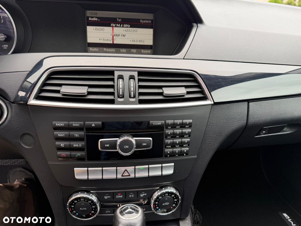 Mercedes-Benz Klasa C 180 CDI 7G-TRONIC Edition - 17