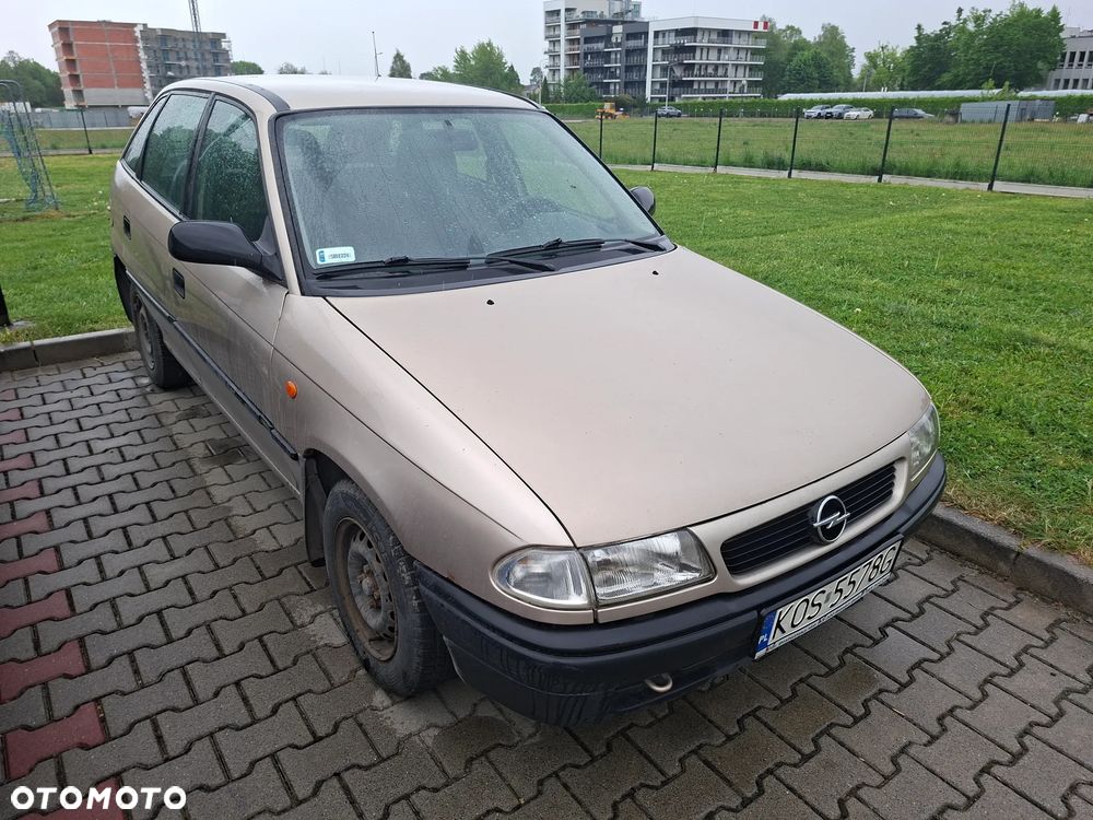 Opel Astra 1.4 Base - 2