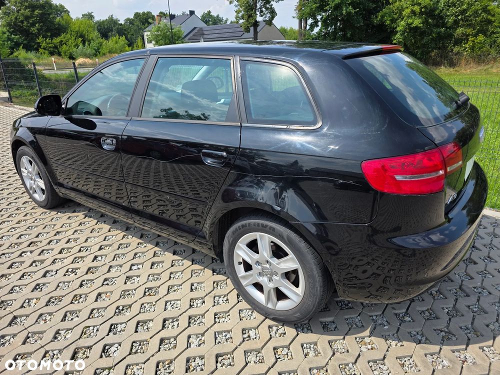 Audi A3 Sportback 1.6 TDI DPF Ambition - 10