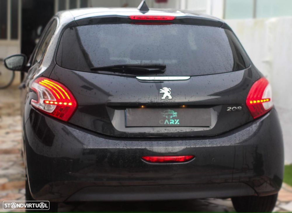 Peugeot 208 1.4 HDi Allure - 7