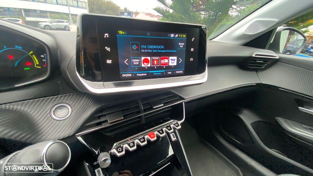 Peugeot e-208 50 kWh Allure Pack - 37