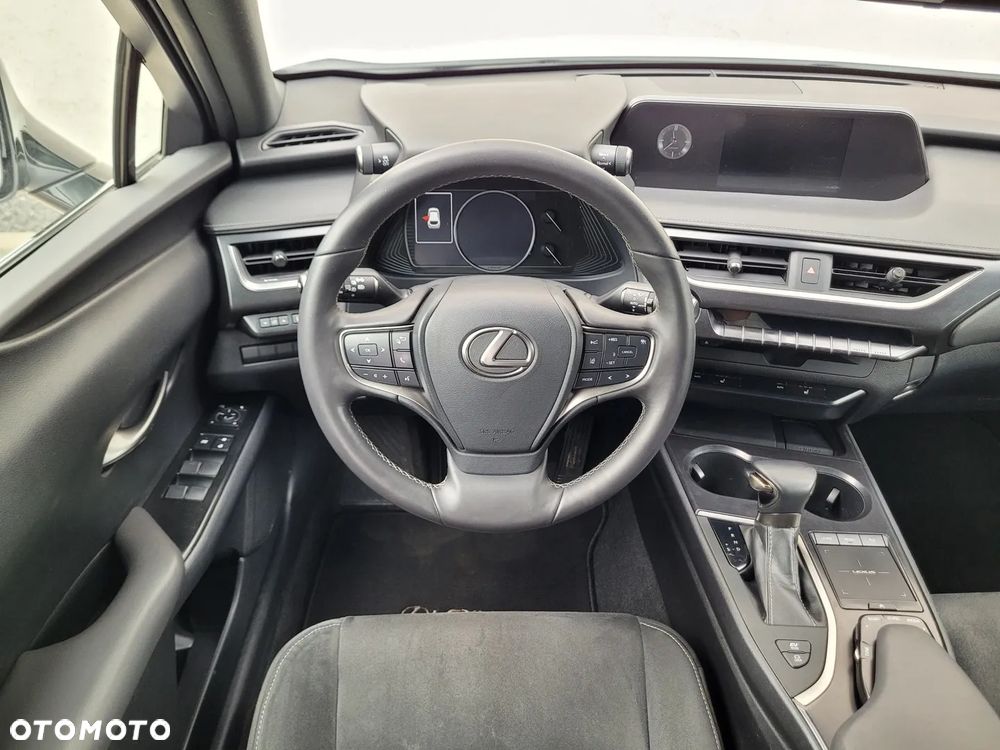 Lexus UX 250h GPF Business Edition 2WD - 14