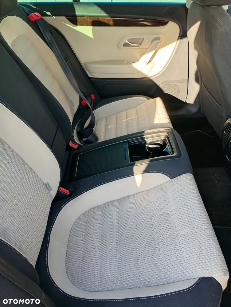 Volkswagen Passat CC 2.0 TDI DPF BMT - 10