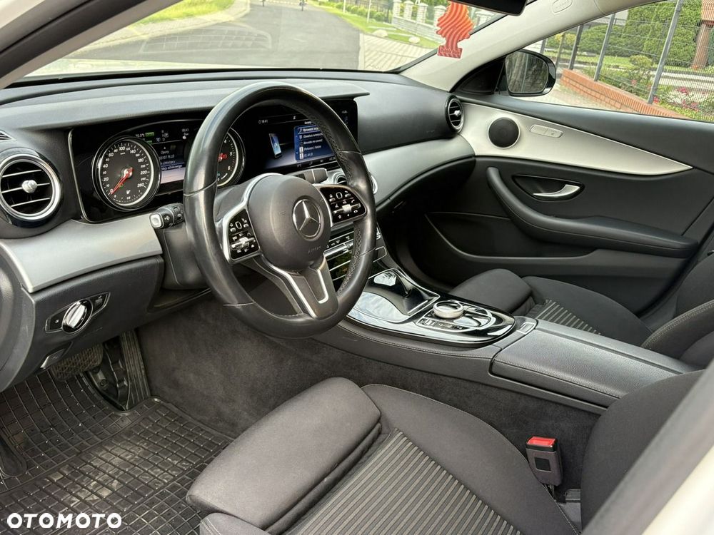 Mercedes-Benz Klasa E 300 de 9G-TRONIC Exclusive - 10