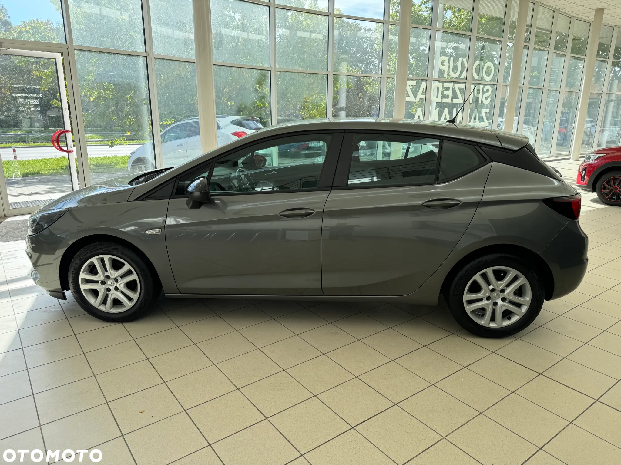 Opel Astra V 1.2 T Edition S&S - 17