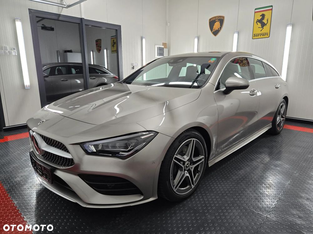 Mercedes-Benz CLA 200 7G-DCT AMG Line - 11