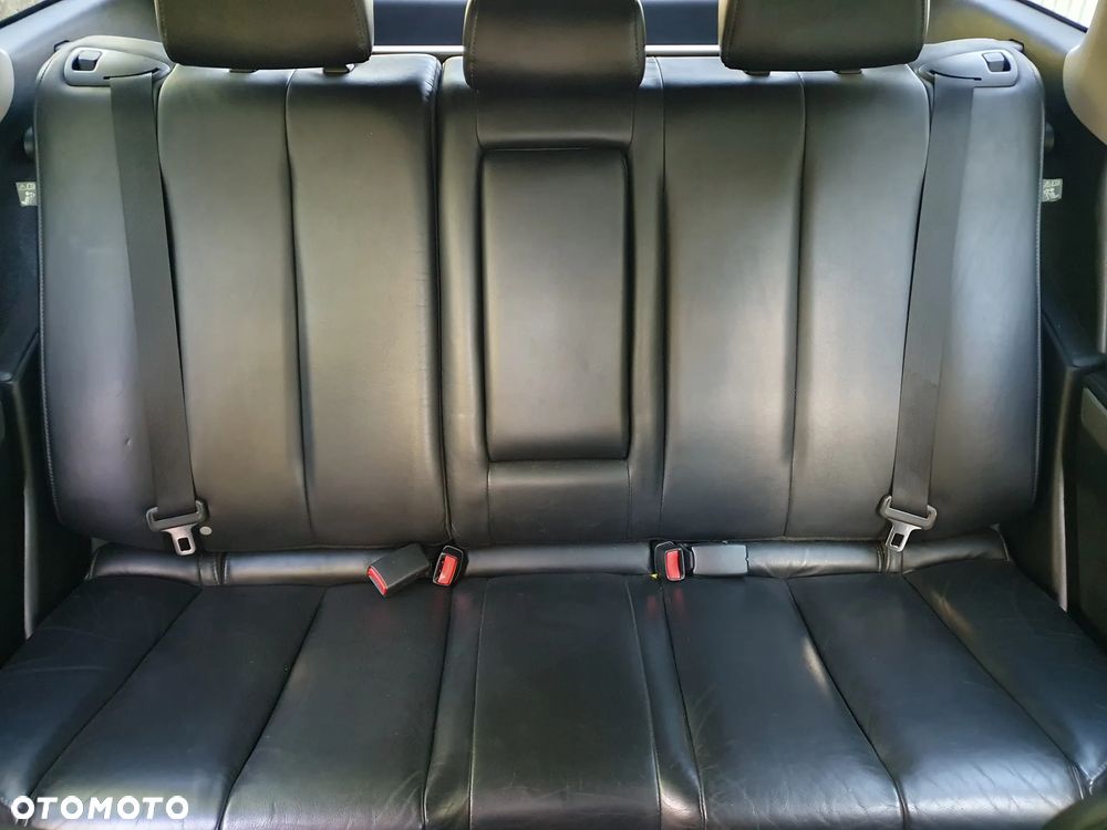 Mazda CX-7 2.2 CD Exclusive + - 21