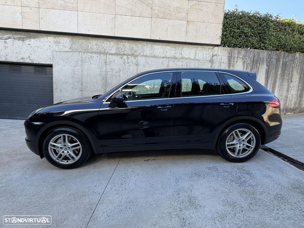 Porsche Cayenne S - 4