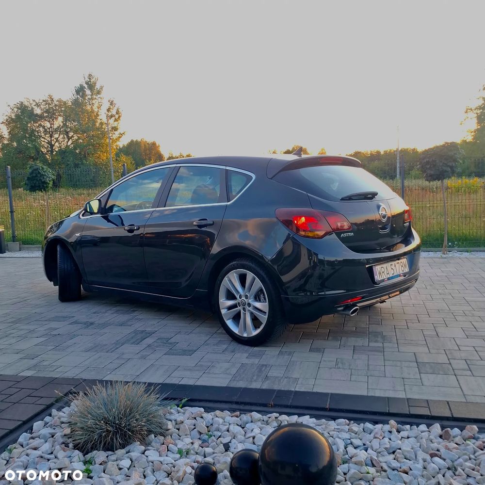 Opel Astra - 4