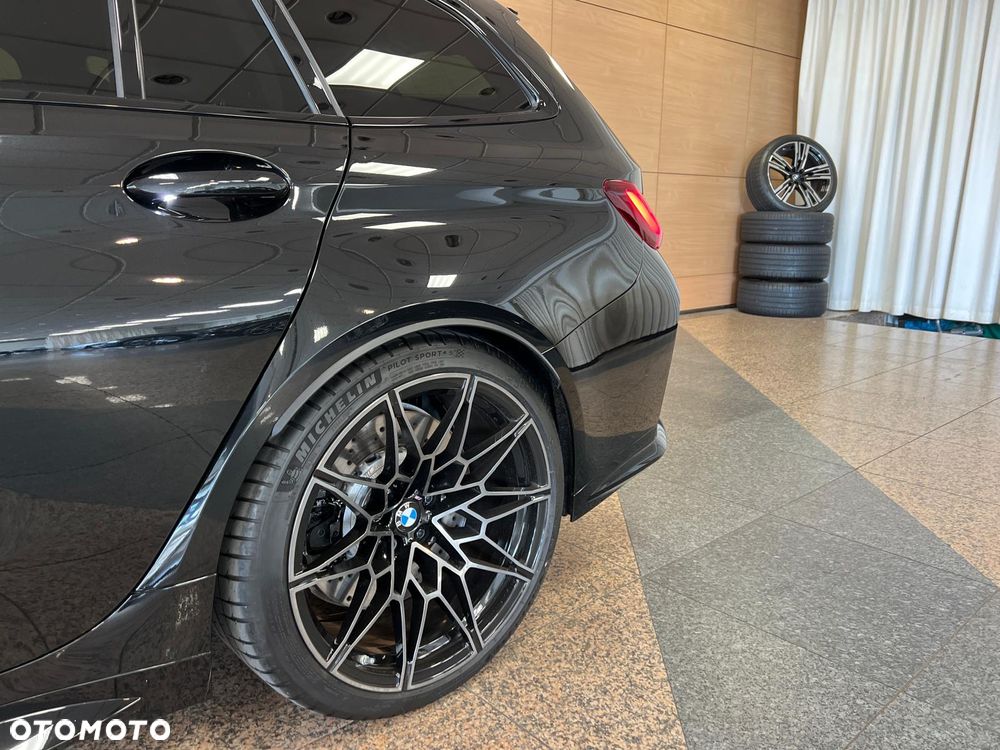 BMW M3 Competition xDrive sport - 35