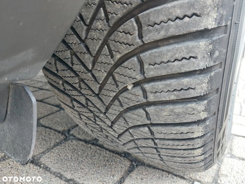 Peugeot 3008 PureTech 180 Stop & Start GPF EAT8 Allure - 30