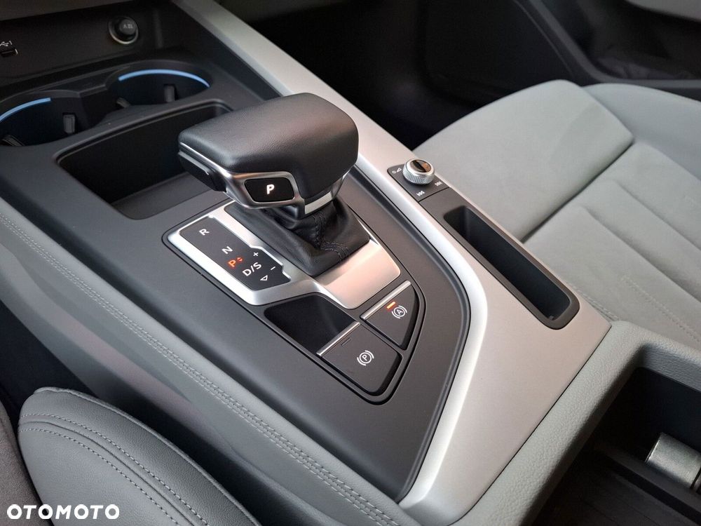 Audi A4 Avant - 15