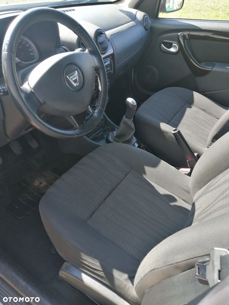 Dacia Duster 1.6 16V 4x2 - 5