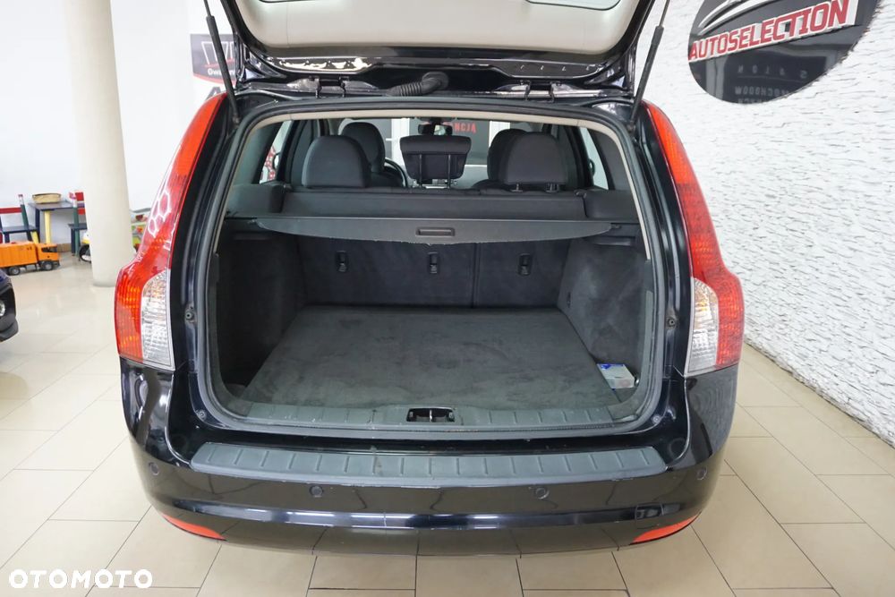 Volvo V50 DPF D2 Momentum - 18