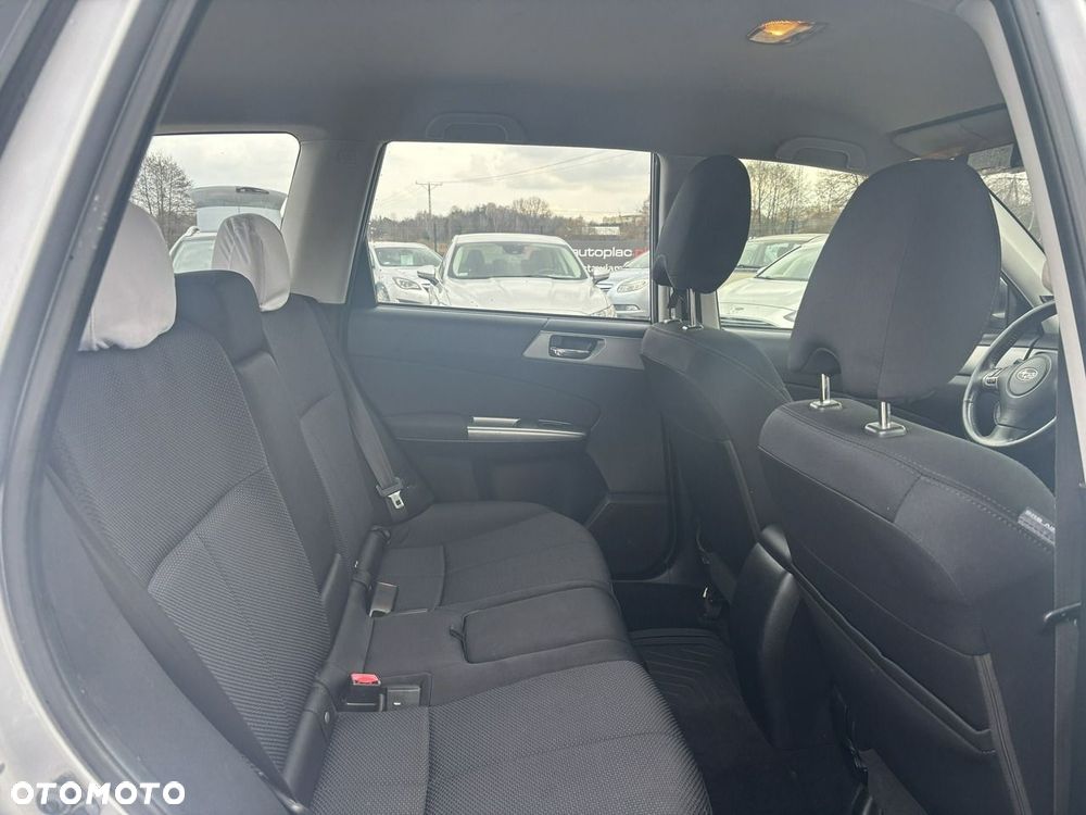 Subaru Forester - 35
