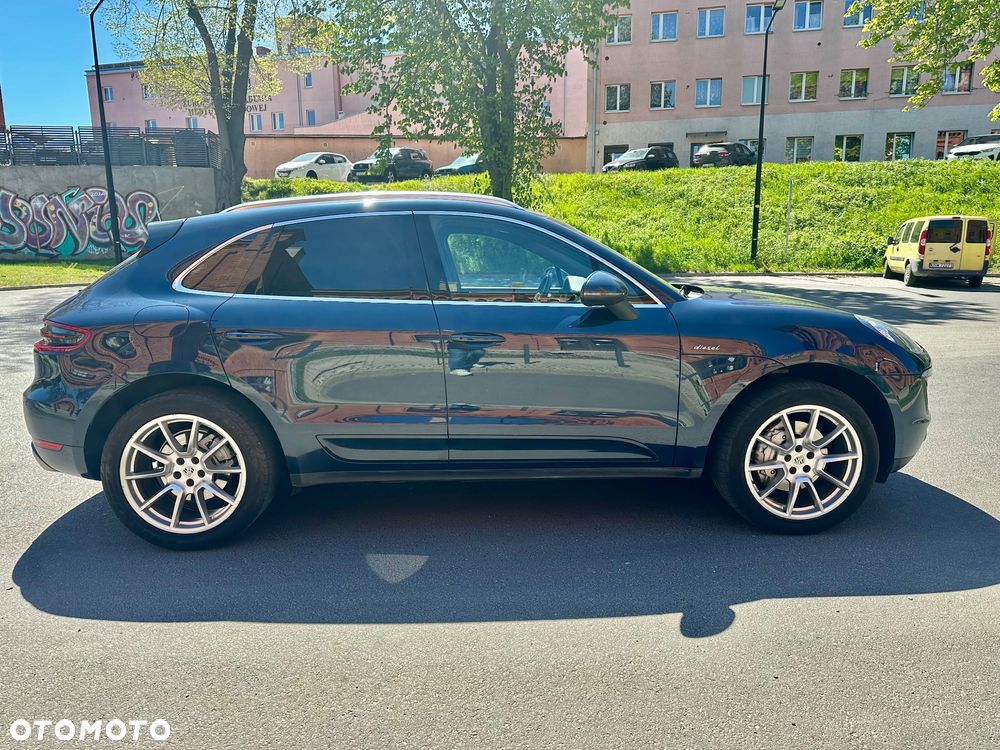 Porsche Macan - 3