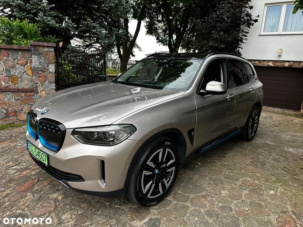 BMW iX3 Standard - 2