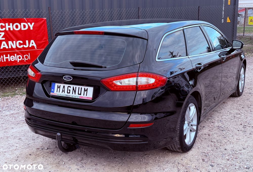 Ford Mondeo - 32