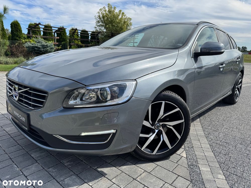 Volvo V60 D4 Drive-E Summum - 1