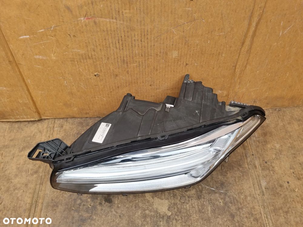 VOLVO XC90 II FULL LED LAMPA PRZEDNIA LEWA - 2