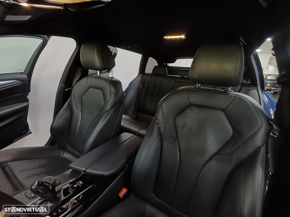 BMW 530 e Pack Desportivo M - 16