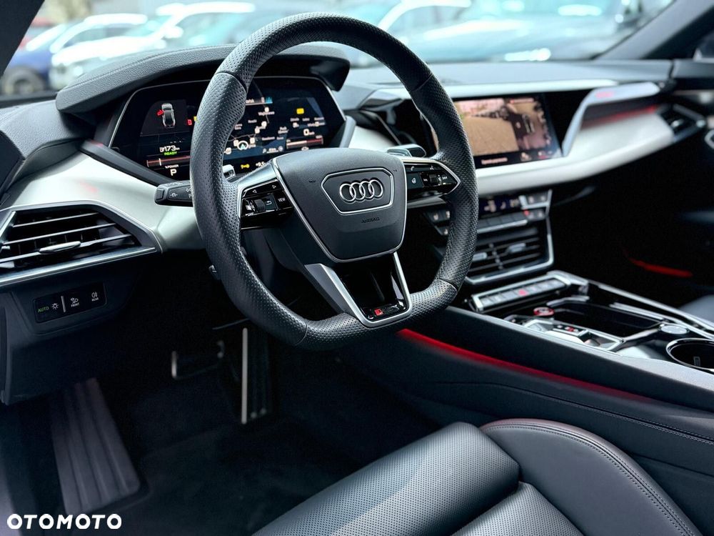 Audi RS e-tron GT - 18