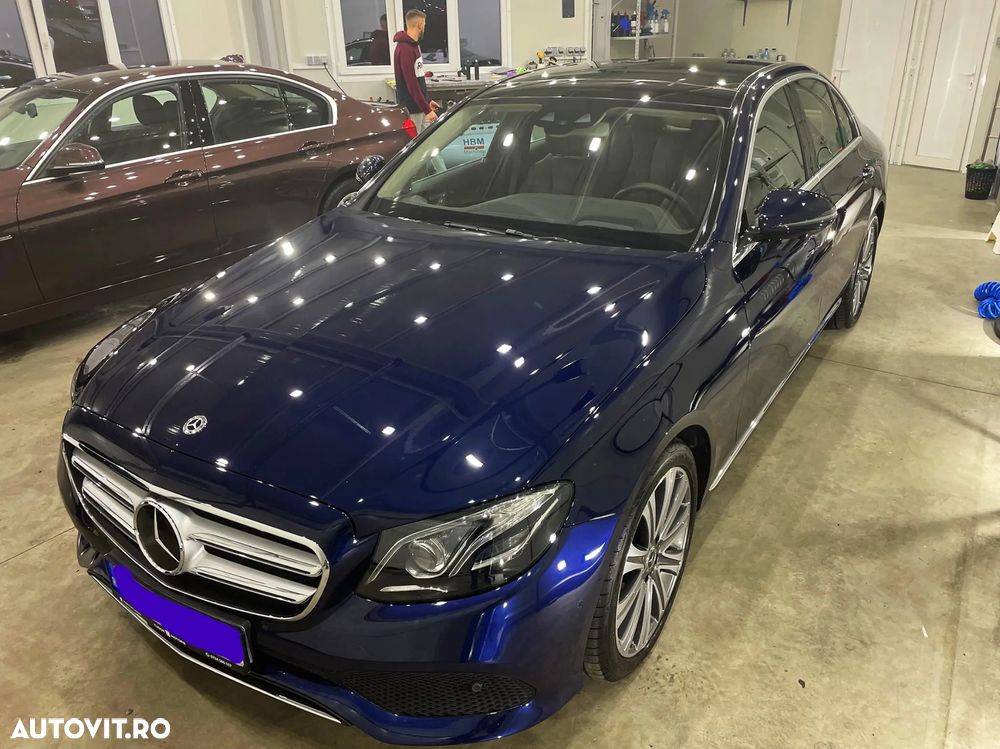 Mercedes-Benz E 220 d Aut. - 2