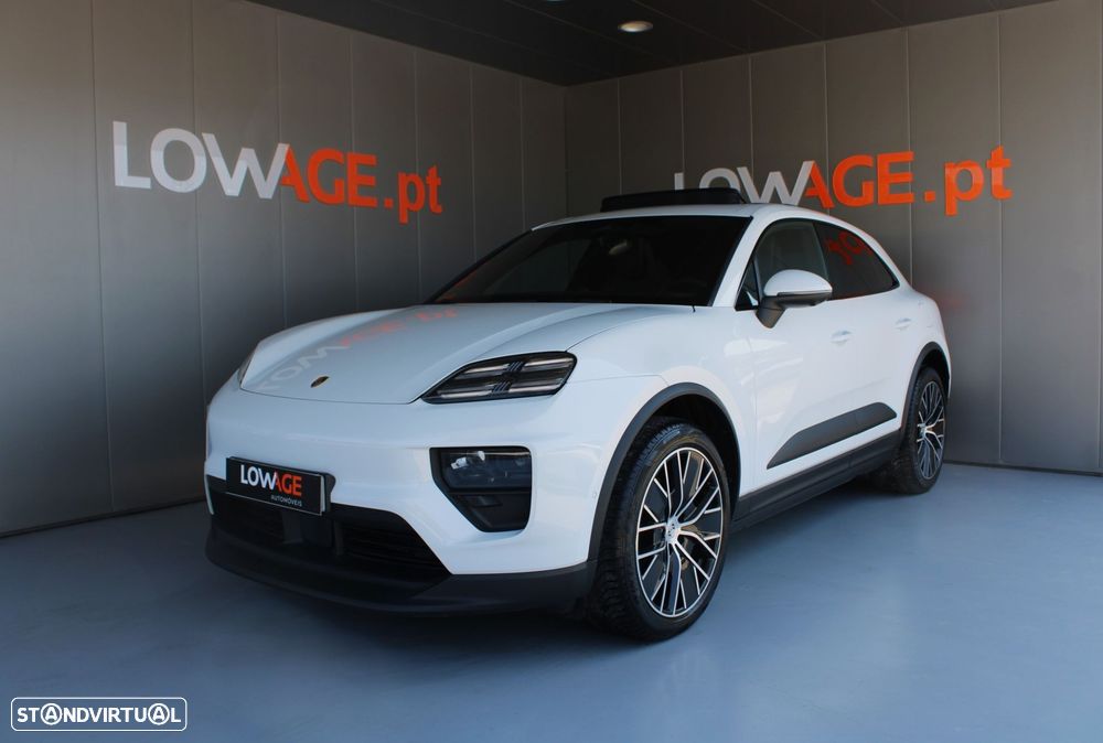 Porsche Macan Electric 4 - 1