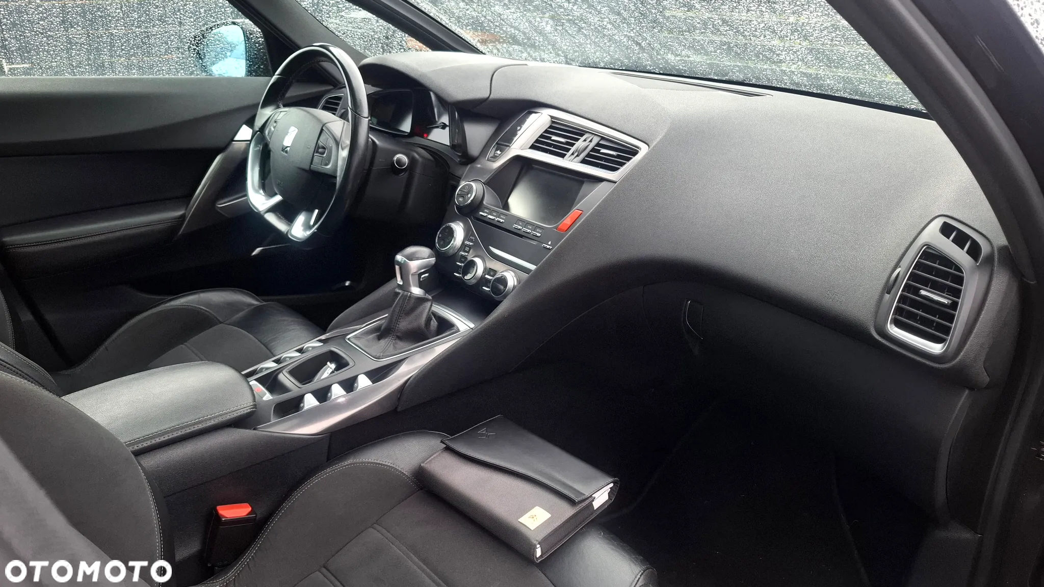 DS Automobiles DS 5 - 15