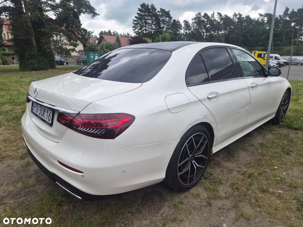 Mercedes-Benz Klasa E 220 d 4-Matic AMG - 2