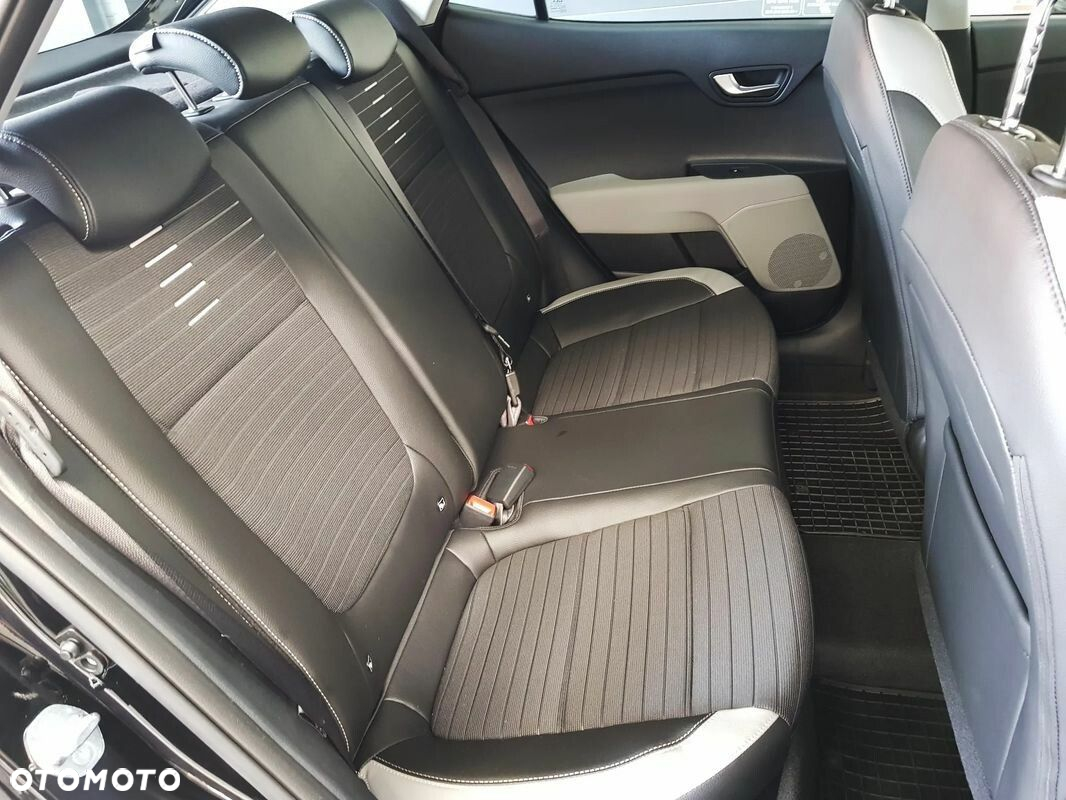 Kia Stonic 1.2 L - 20