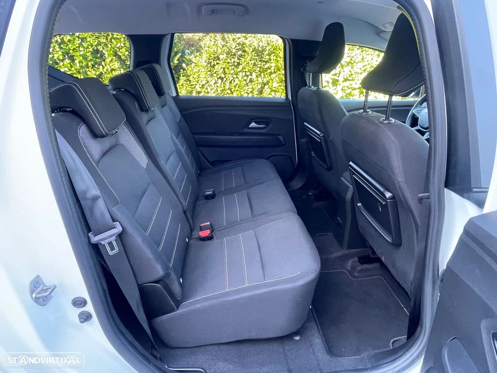 Dacia Jogger 1.6 Extreme 7L - 26