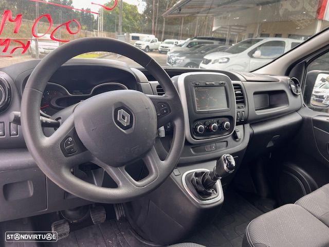 Renault TRAFIC 2.0 Dci 120cv - 8