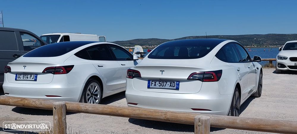 Tesla Model 3 - 7