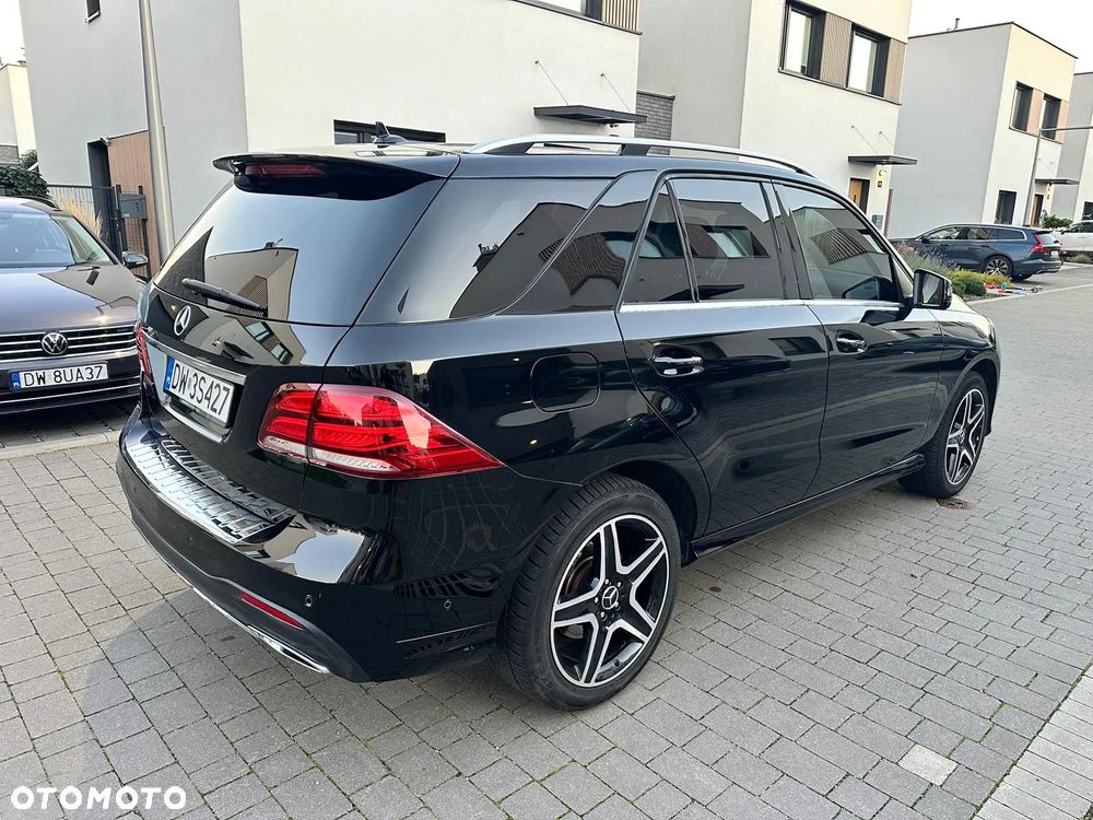 Mercedes-Benz GLE 250 d - 5