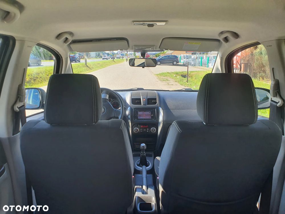 Suzuki SX4 1.6 VVT 4x2 Comfort - 25