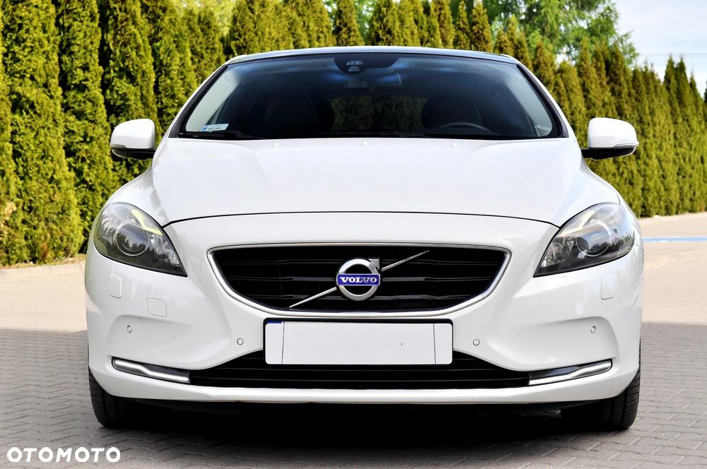Volvo V40 D4 Summum - 9
