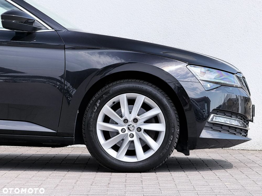 Skoda Superb 2.0 TDI SCR 4x4 Style DSG - 5
