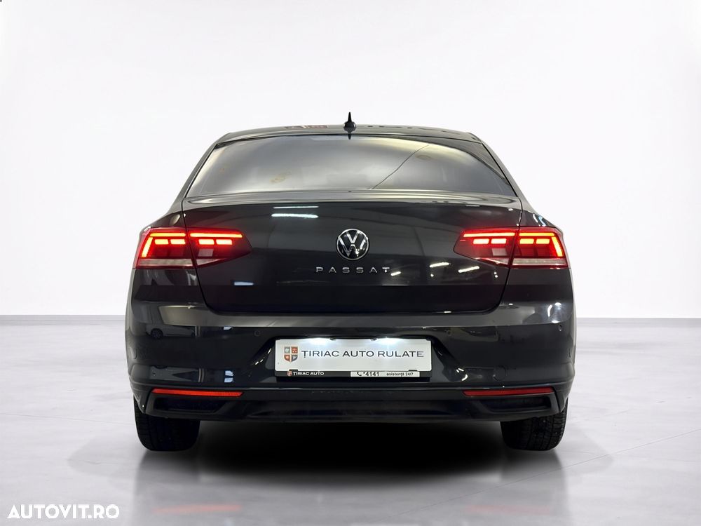 Volkswagen Passat - 5
