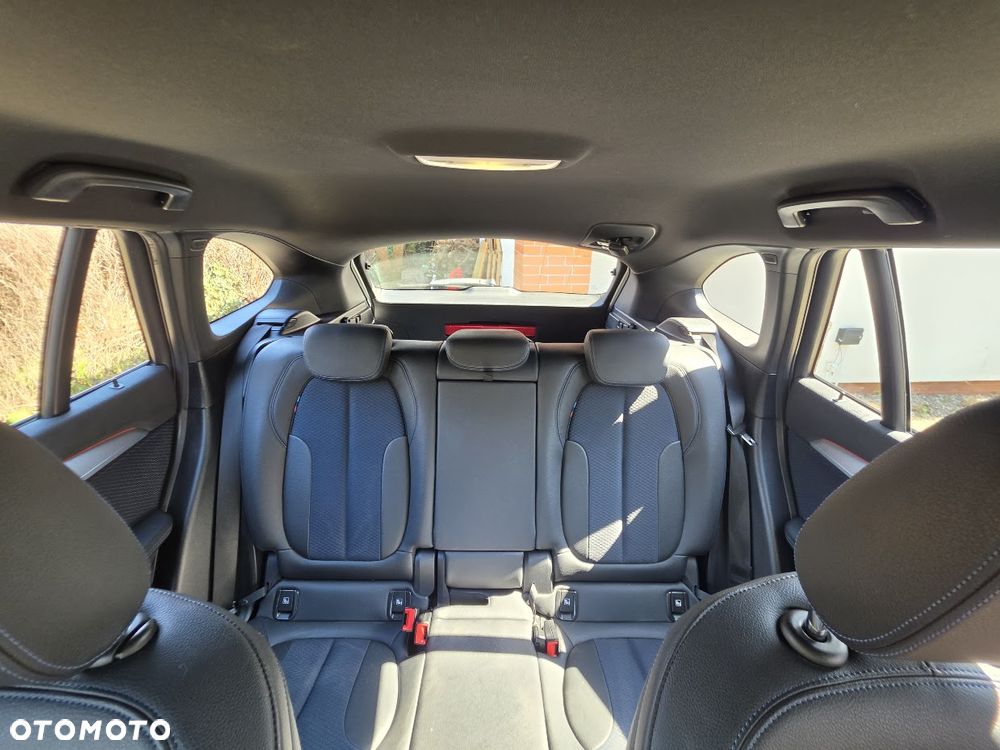 BMW X1 sDrive18i M Sport - 11