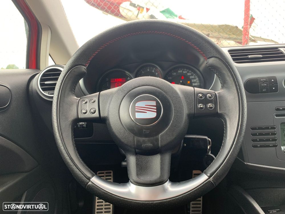 SEAT Leon 1.4 TSI Linea R - 30
