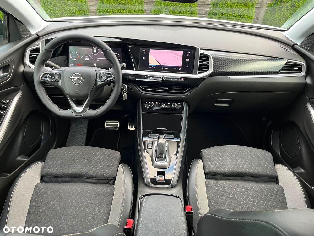 Opel Grandland X 1.2 Start/Stop Automatik INNOVATION - 27