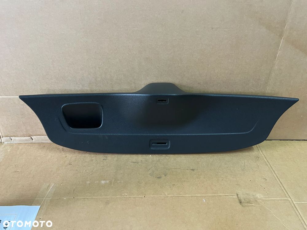 Tapicerka osłona klapy bagażnika VW UP 1S0867601E - 1