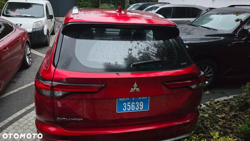 Mitsubishi Outlander - 37